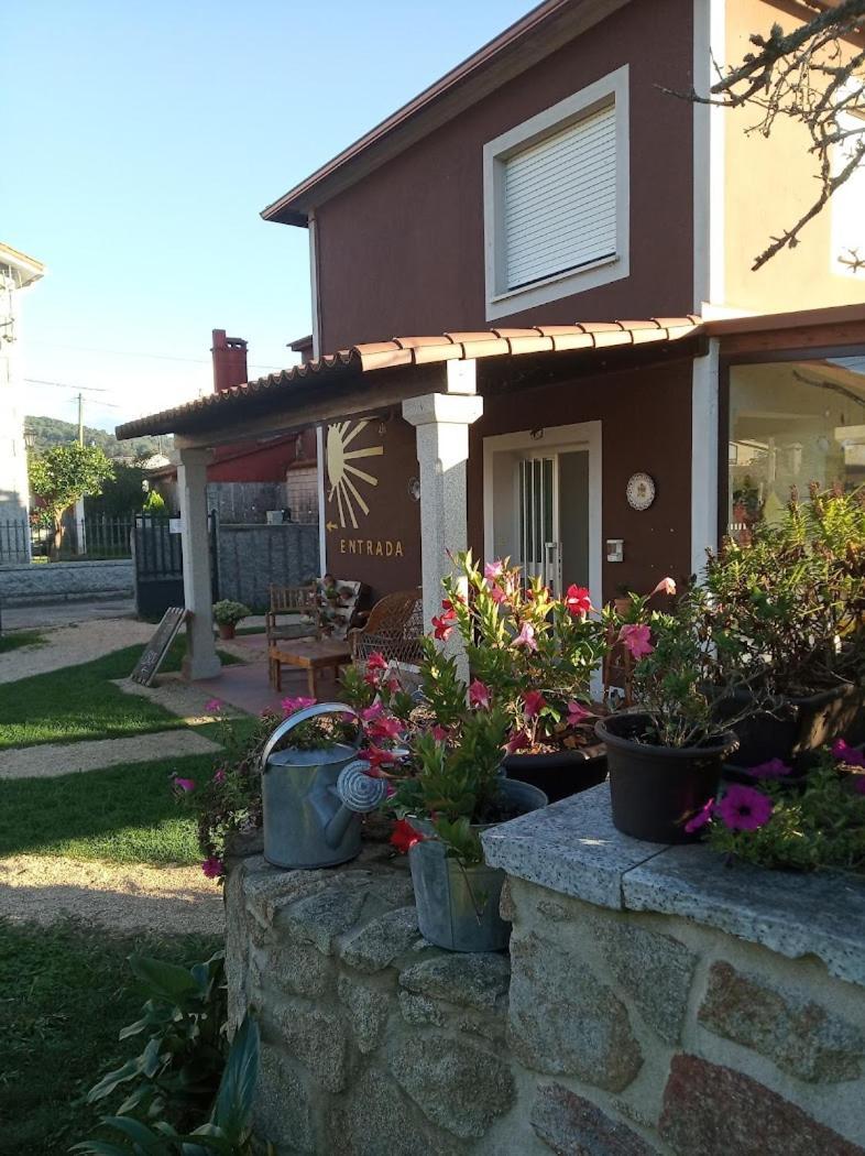 Albergue Vintecatro Caldas de Reis Kültér fotó