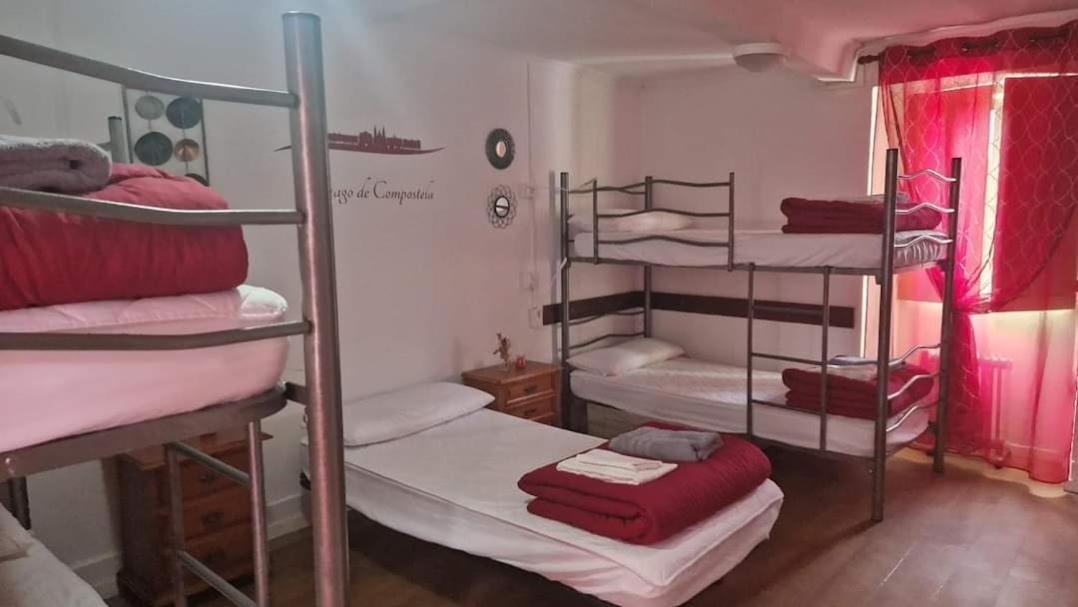 Albergue Vintecatro Caldas de Reis Kültér fotó